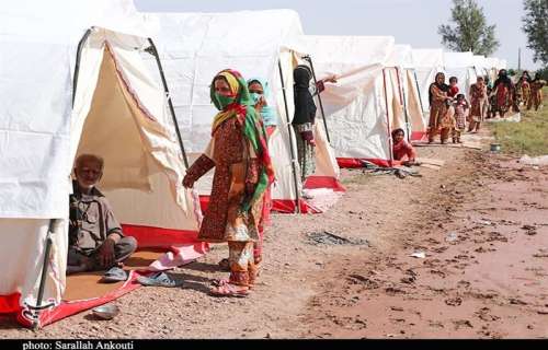 رئیس جمعیت هلال احمر: امدادرسانی زمینی و هوایی به مردم سیل‌زده رونق گرفت؛ ارسال محموله ۴۰ تنی ارتش به منطقه